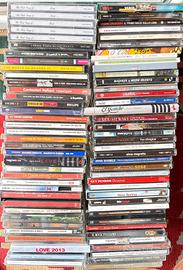 Lotto di circa 80 CD musicali originali
