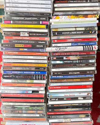 Lotto di circa 80 CD musicali originali