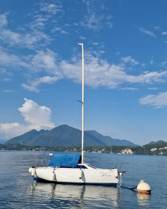 Barca a vela 6mt + NUOVO motore SUZUKI 4HP