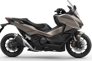 Honda Forza 750