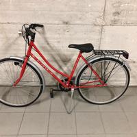 Bici da passeggio rossa Gloria