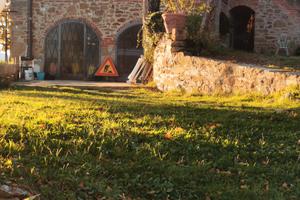 Reggello porzione colonica 6 vani terreno