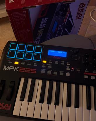 Akai mpk225