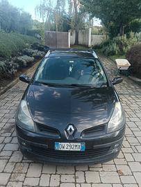 Renault Clio station wagon 