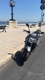 Suzuki gsr 600