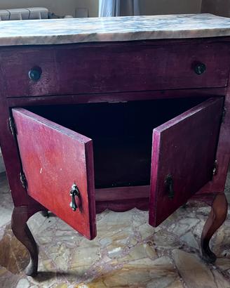 Mobiletto vintage con piano in marmo sagomato