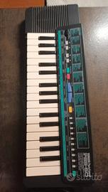 tastiera elettronica vintage 