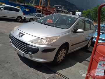 PEUGEOT 307 1.6 TD 2007 9HV PER RICAMBI
