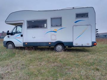 CI Riviera Garage - Mansardato con grande garage