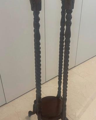 Colonna in legno