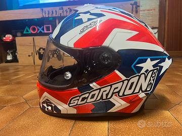 Casco scorpion