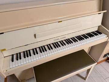 Pianoforte verticale