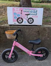 Bicicletta senza pedali