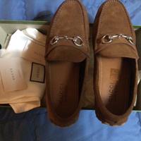 Mocassino camoscio Gucci n41 valore 1000€
