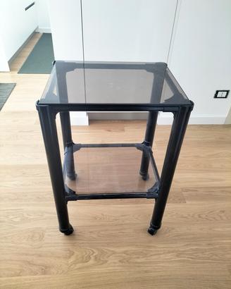 Tavolino-carrello con ruote 