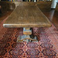 TAVOLO IN LEGNO MASSICCIO