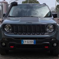 Jeep renegade trailhawk