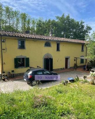 Villa di 360 m² con più di 5 locali a Monsummano T