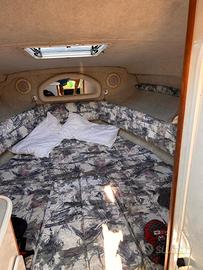 SeaRay 240 DA Natante