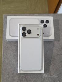 iPhone 17 pro max 256GB silver batteria 100%