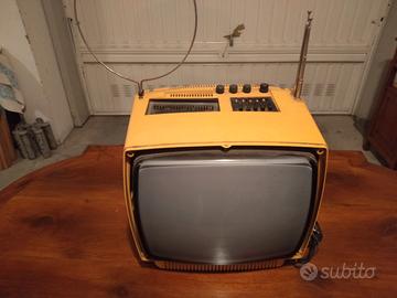 Tv senza marca e modello vintage