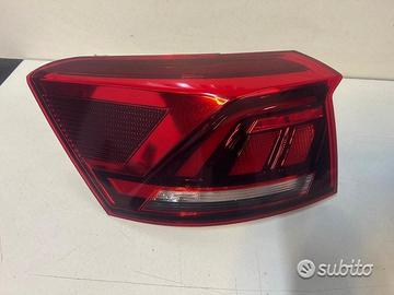 Fanale posteriore sinistro volkswagen t-roc 2022