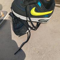 scarpe bambino Nike air  taglia 22