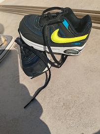 scarpe bambino Nike air  taglia 22