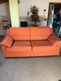 Divano in microfibra tre posti