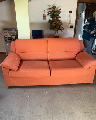 Divano in microfibra tre posti