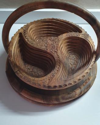 Cesto in legno porta frutta