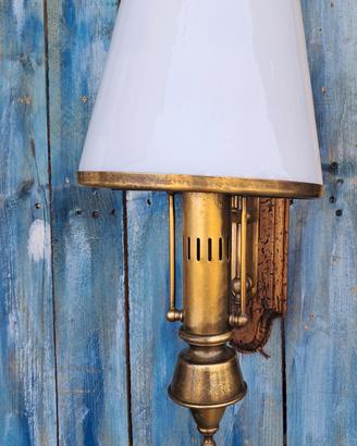 Coppia Lampade da parete ottone ventolina in vetro