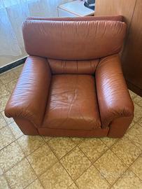 Divano , e 2 poltrone vintage . Anni 70