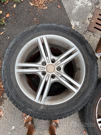 Cerchi in lega MAK 17" con gomme invernali Nokian