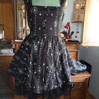 Vestiti scarpe pantaloni ecc