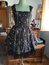 Vestiti scarpe pantaloni ecc