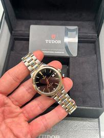 Tudor 12503