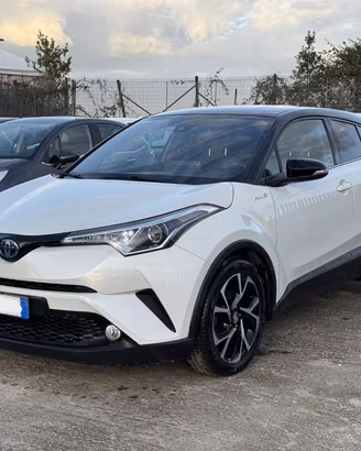 TOYOTA C-HR 1.8cc 98cv Hybrid NAVIGATORE TELECAM