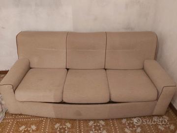 divano e mobile 