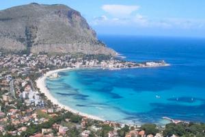 Mondello terreno per bifamiliare ricerco socio