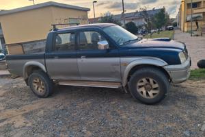 Auto L200