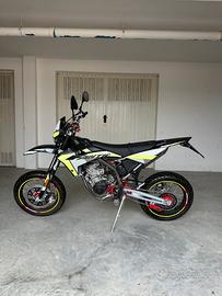 Fantic Motard 125 Performance