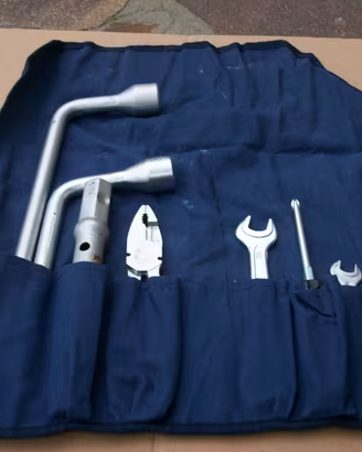 Mercedes Tool Kit SL R129 W 126 C126 kit trousse b