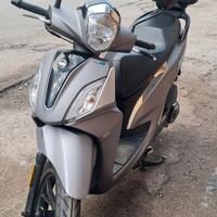 Scooter anno aprile 2024 , sym symphony st cc 125