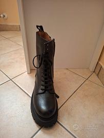 anfibi da donna giopiu numero 40