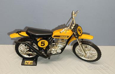 MOTO Suzuki 400 CROSS  POLISTIL 1974  SCALA 1:12