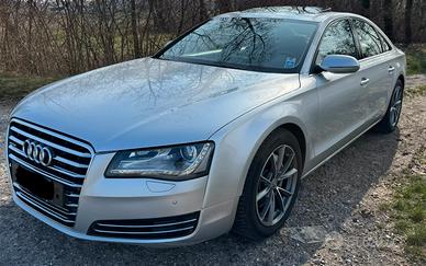 Audi a8 2011