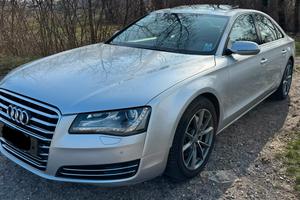 Audi a8 2011