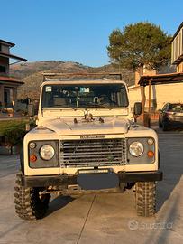 Land Rover Defender 90