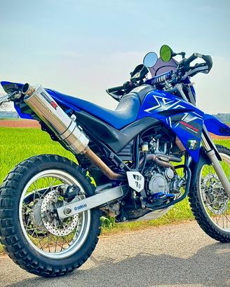 Yamaha XT 600 R splendida e accessoriata